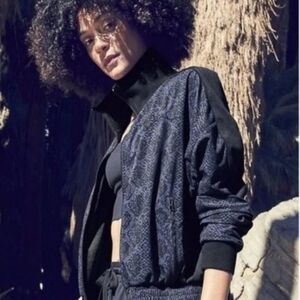 Athleta Brooklyn Print Python Track Bomber Zip Up Jacket Sz S